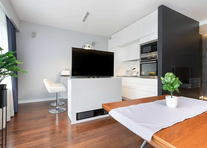 Elegant Blue In With Parking & Garden By Renters Daire Gdansk