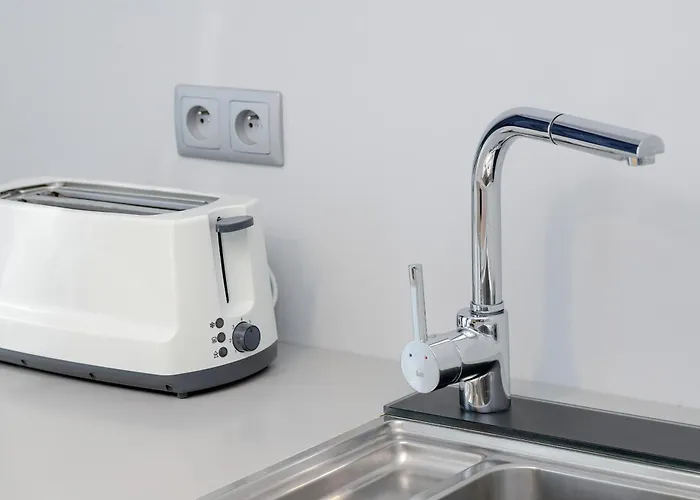 Elegant Blue In With Parking & Garden By Renters Daire